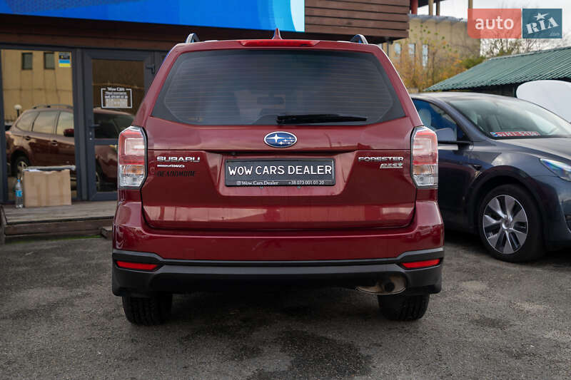 Позашляховик / Кросовер Subaru Forester 2017 в Києві