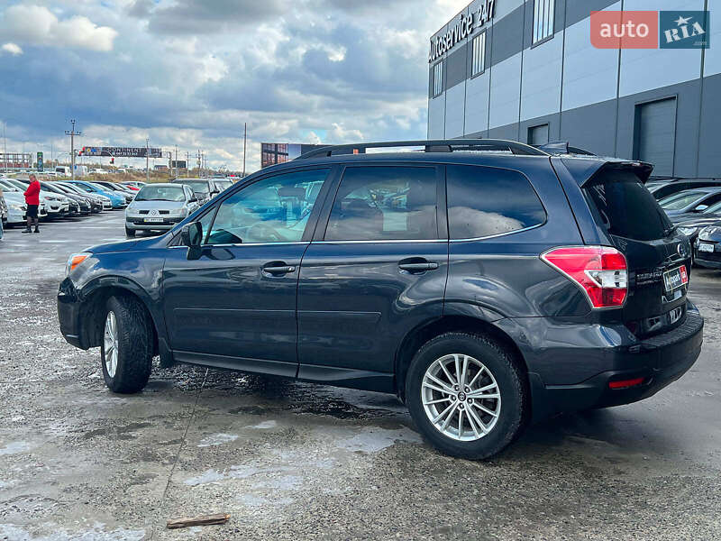 Внедорожник / Кроссовер Subaru Forester 2015 в Львове