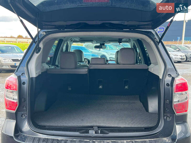 Внедорожник / Кроссовер Subaru Forester 2015 в Львове