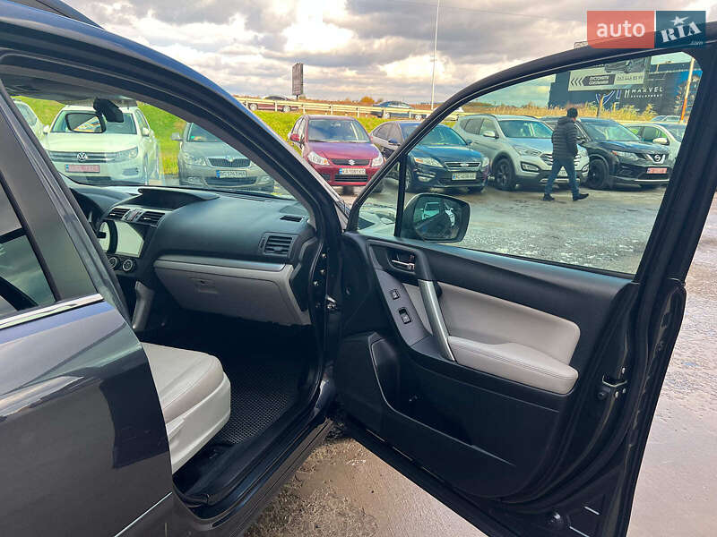 Внедорожник / Кроссовер Subaru Forester 2015 в Львове