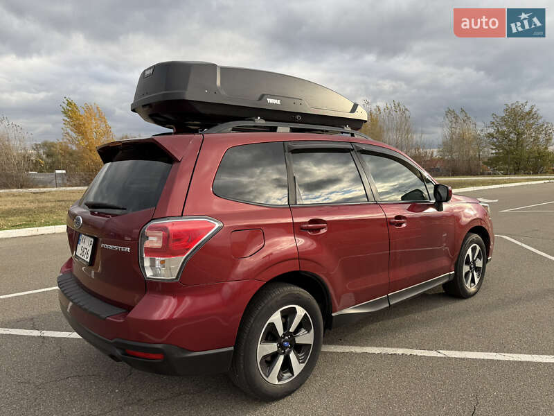 Внедорожник / Кроссовер Subaru Forester 2016 в Киеве