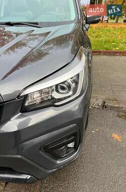 Внедорожник / Кроссовер Subaru Forester 2020 в Львове