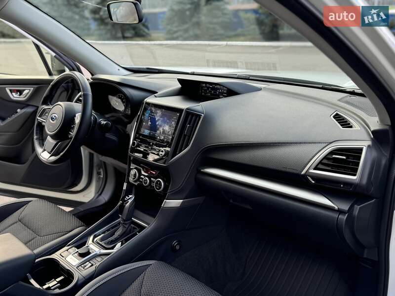Позашляховик / Кросовер Subaru Forester 2019 в Києві фото 78 Позашляховик / Кросовер Subaru Forester 2019 в Києві