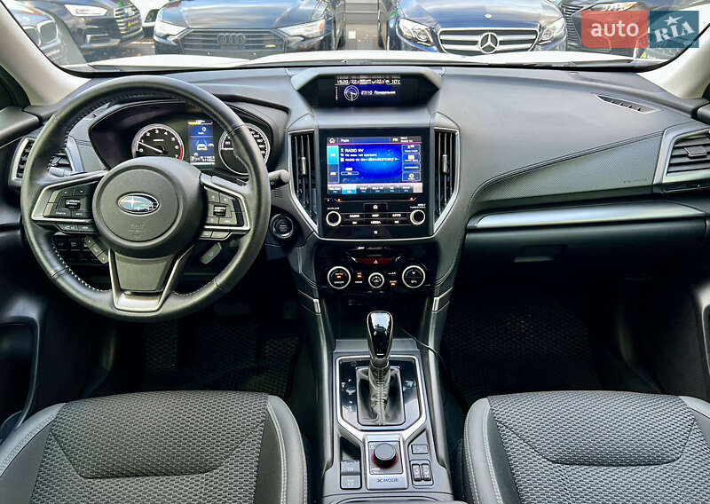 Внедорожник / Кроссовер Subaru Forester 2020 в Киеве