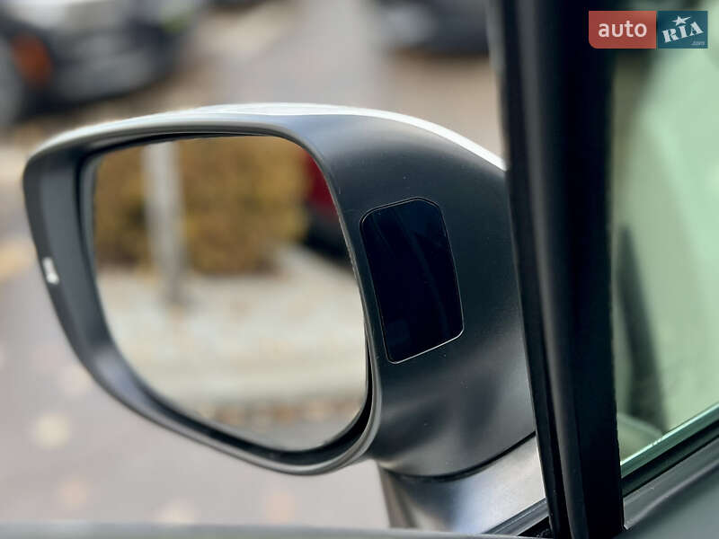 Внедорожник / Кроссовер Subaru Forester 2020 в Киеве