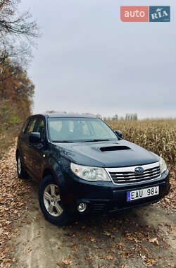 Позашляховик / Кросовер Subaru Forester 2010 в Василькові