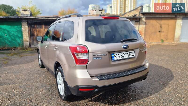 Внедорожник / Кроссовер Subaru Forester 2014 в Киеве