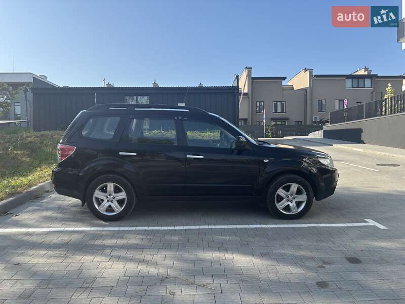 Позашляховик / Кросовер Subaru Forester 2008 в Львові