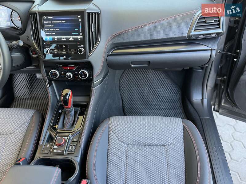 Позашляховик / Кросовер Subaru Forester 2023 в Києві