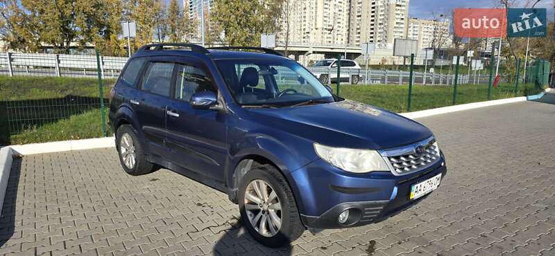 Внедорожник / Кроссовер Subaru Forester 2012 в Киеве