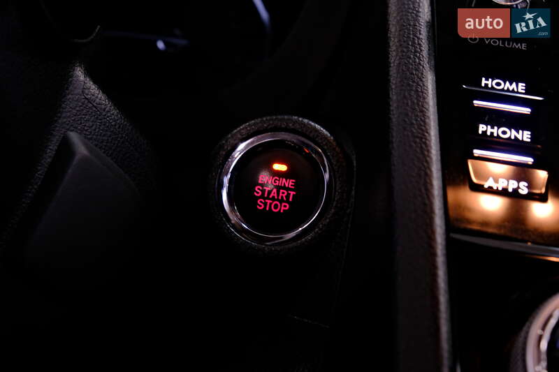 Внедорожник / Кроссовер Subaru Forester 2017 в Одессе