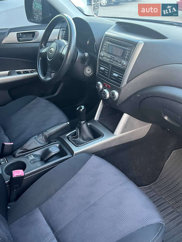 Внедорожник / Кроссовер Subaru Forester 2008 в Кривом Роге