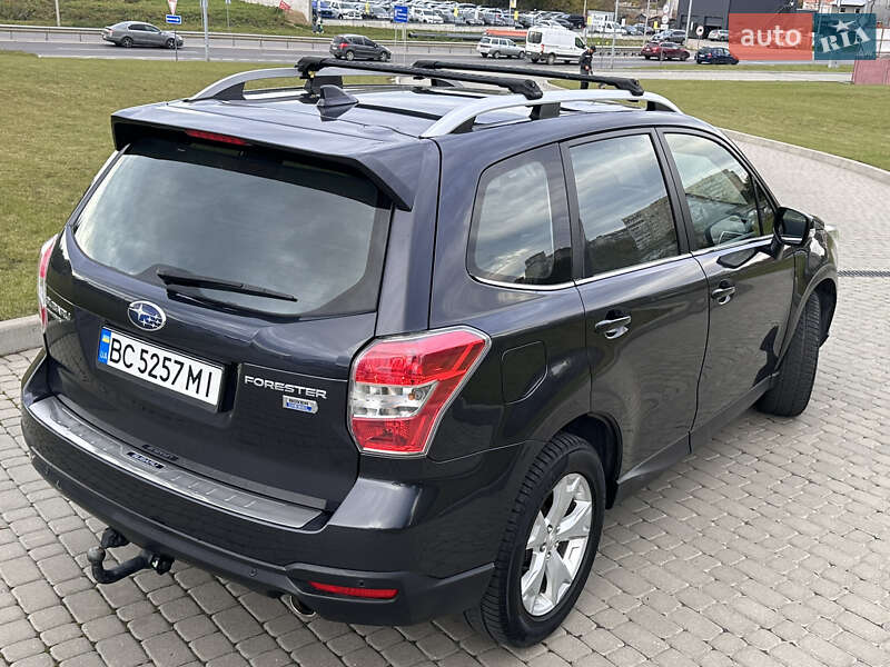 Позашляховик / Кросовер Subaru Forester 2015 в Львові