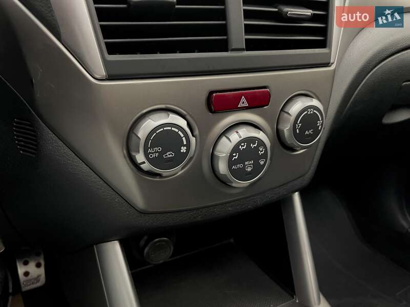 Внедорожник / Кроссовер Subaru Forester 2008 в Киеве