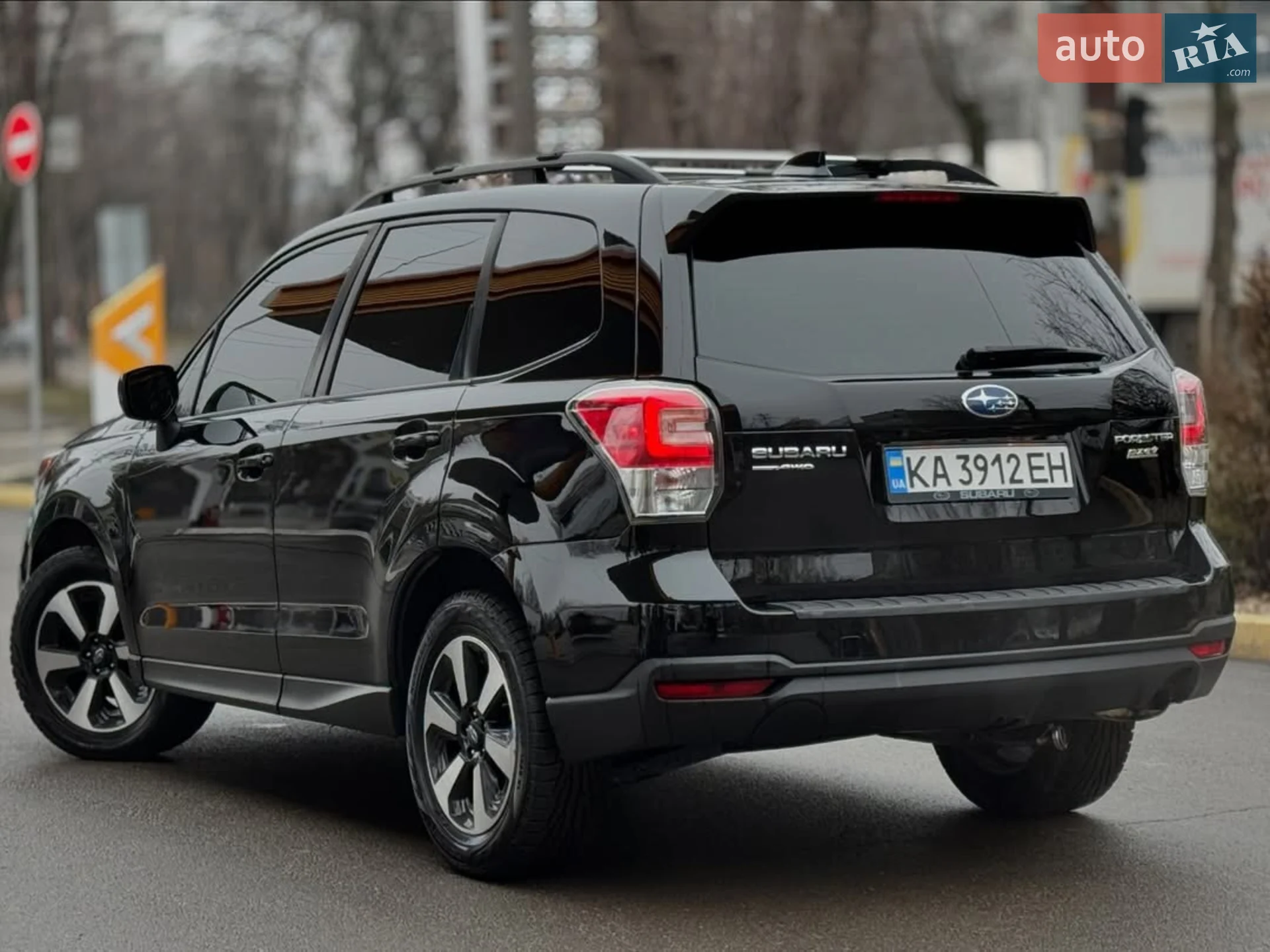 2017 Subaru Forester - мініатюра 3