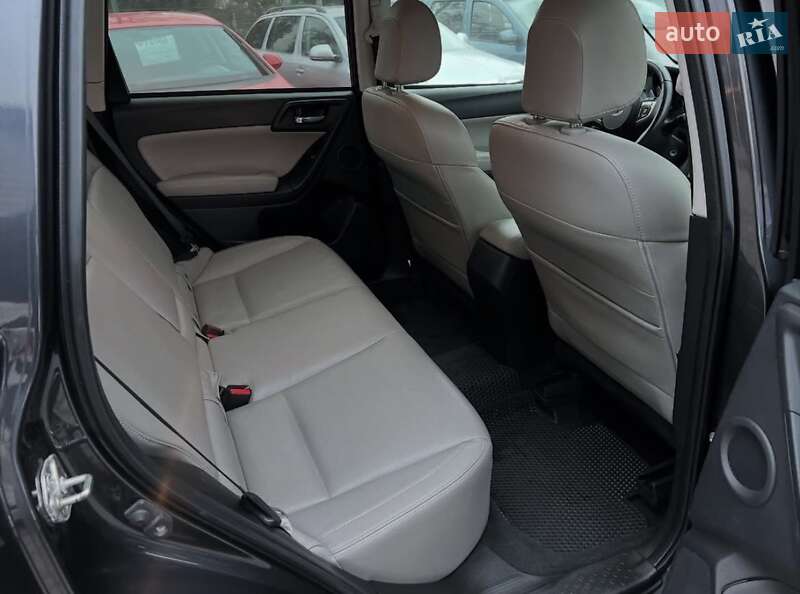 Внедорожник / Кроссовер Subaru Forester 2016 в Сумах фото 2 Внедорожник / Кроссовер Subaru Forester 2016 в Сумах