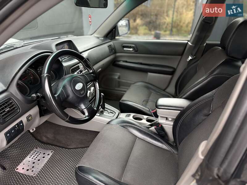 Внедорожник / Кроссовер Subaru Forester 2006 в Львове