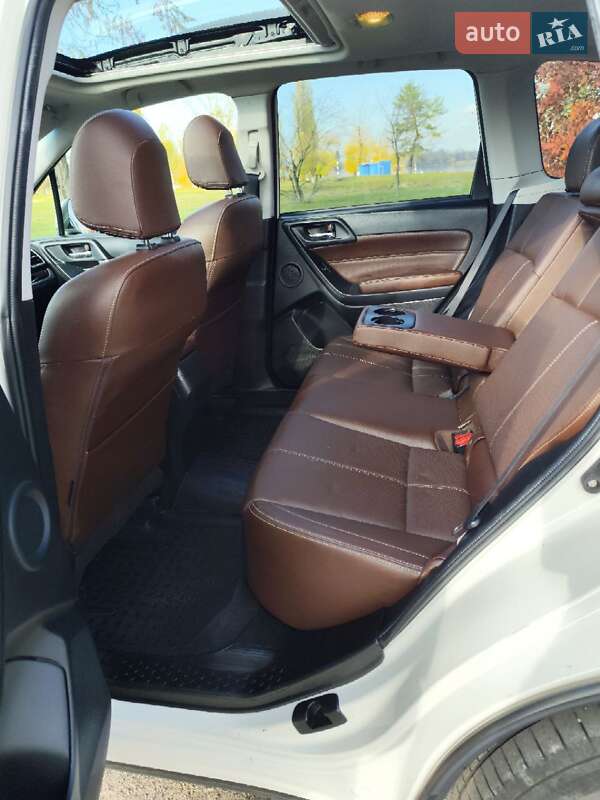 Позашляховик / Кросовер Subaru Forester 2018 в Кам'янському