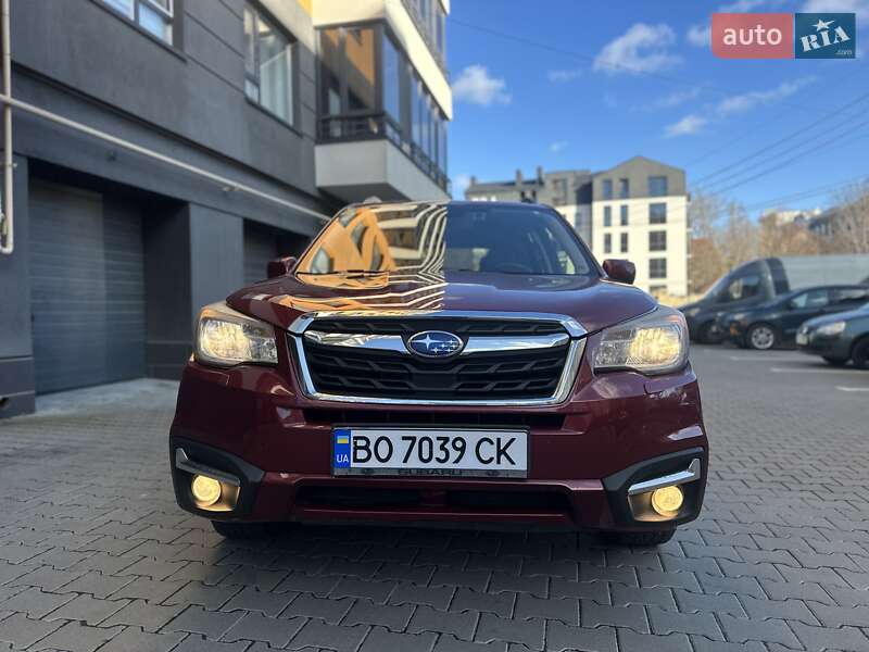 Внедорожник / Кроссовер Subaru Forester 2017 в Тернополе
