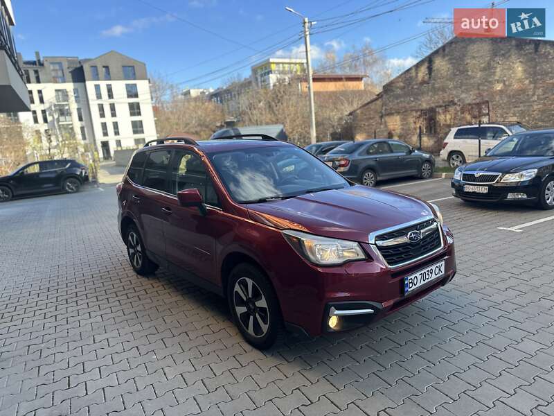 Внедорожник / Кроссовер Subaru Forester 2017 в Тернополе