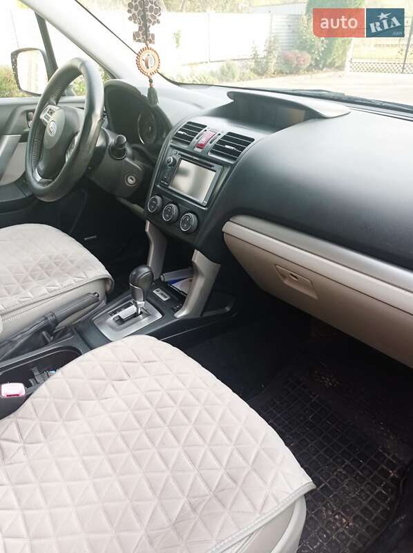 Внедорожник / Кроссовер Subaru Forester 2015 в Тернополе
