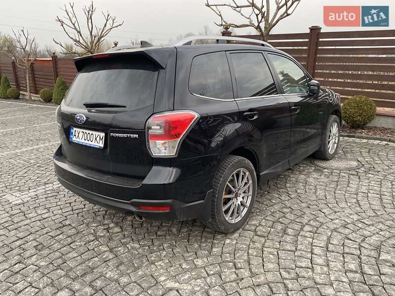 Внедорожник / Кроссовер Subaru Forester 2018 в Львове