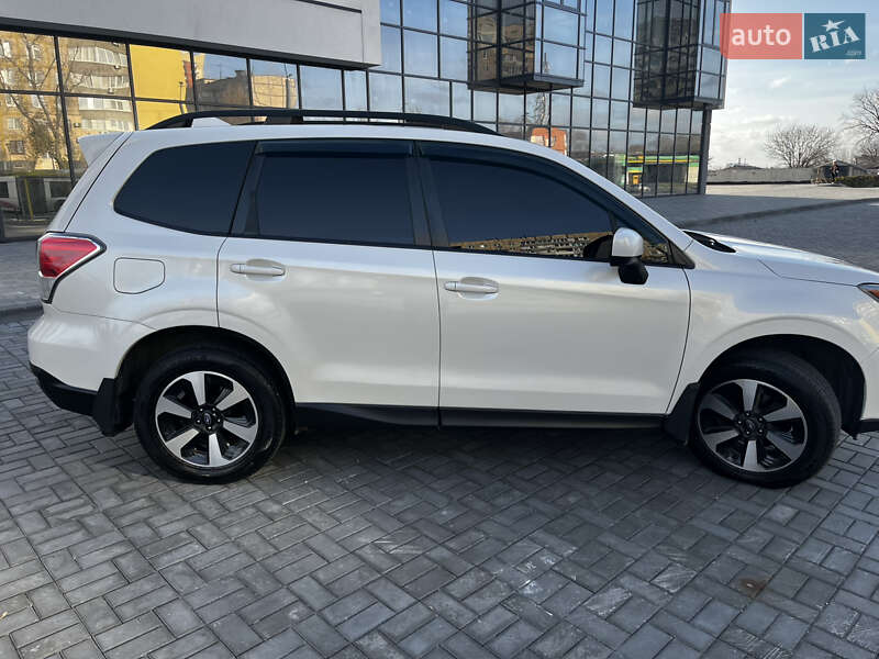 Внедорожник / Кроссовер Subaru Forester 2017 в Днепре фото 8 Внедорожник / Кроссовер Subaru Forester 2017 в Днепре