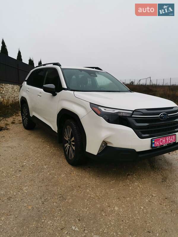 Позашляховик / Кросовер Subaru Forester 2024 в Тернополі