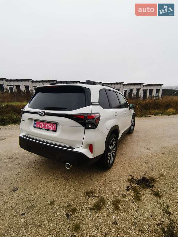 Позашляховик / Кросовер Subaru Forester 2024 в Тернополі