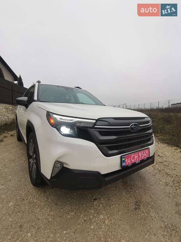 Позашляховик / Кросовер Subaru Forester 2024 в Тернополі