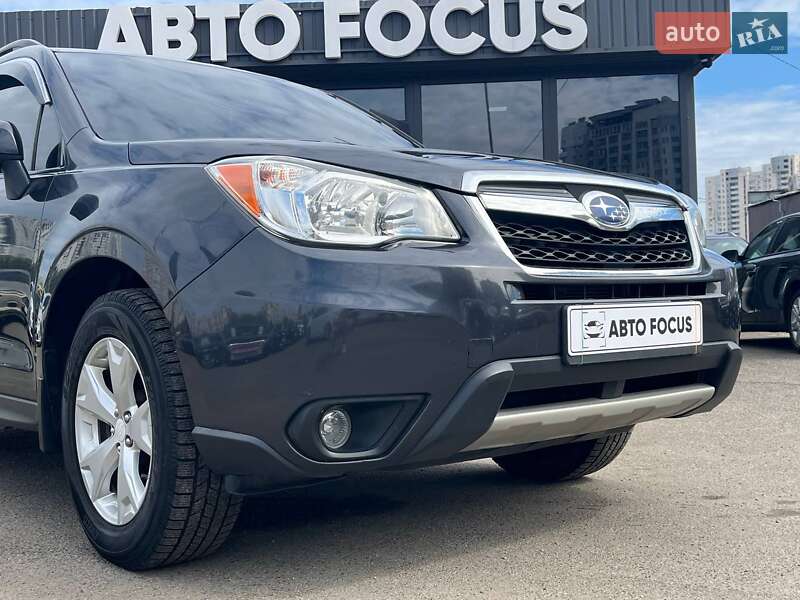 Позашляховик / Кросовер Subaru Forester 2015 в Києві