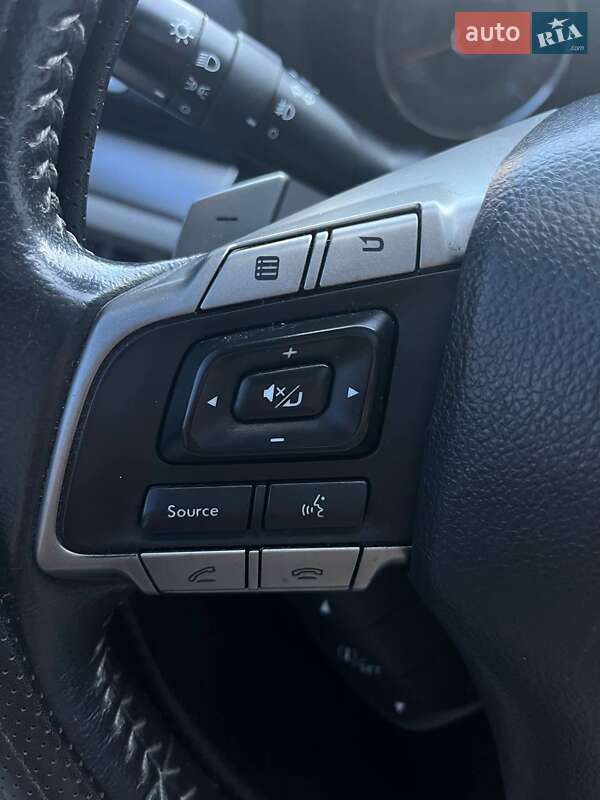 Позашляховик / Кросовер Subaru Forester 2015 в Києві