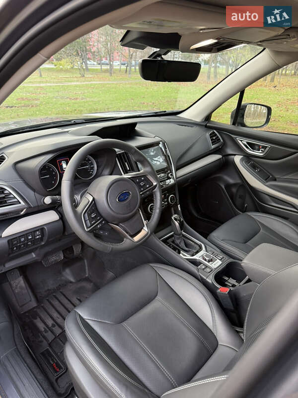 Позашляховик / Кросовер Subaru Forester 2022 в Дніпрі