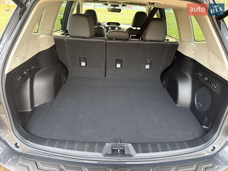 Позашляховик / Кросовер Subaru Forester 2022 в Дніпрі