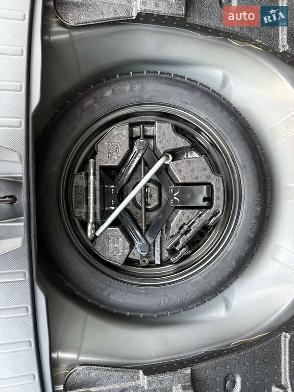 Позашляховик / Кросовер Subaru Forester 2022 в Дніпрі