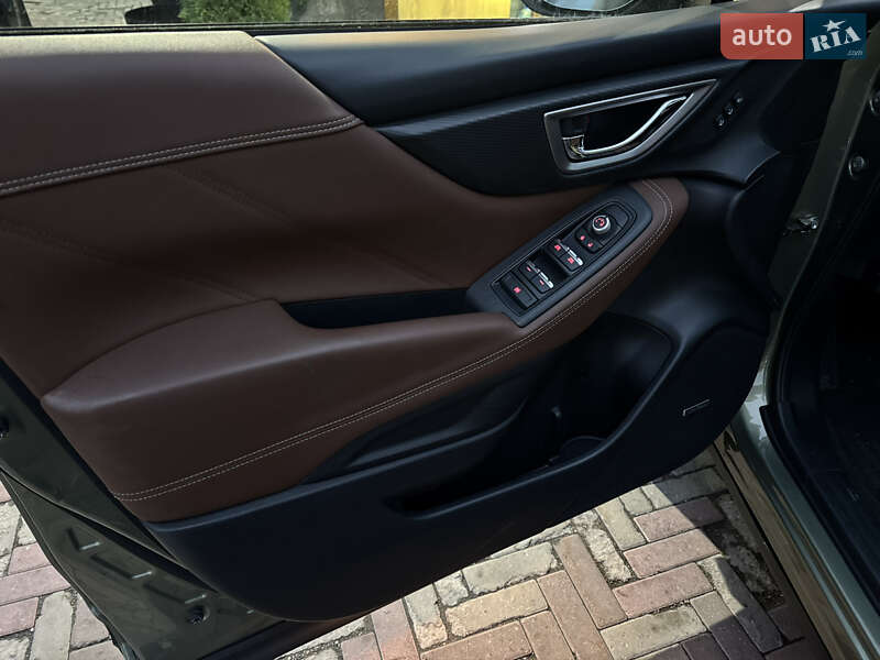 Позашляховик / Кросовер Subaru Forester 2020 в Харкові