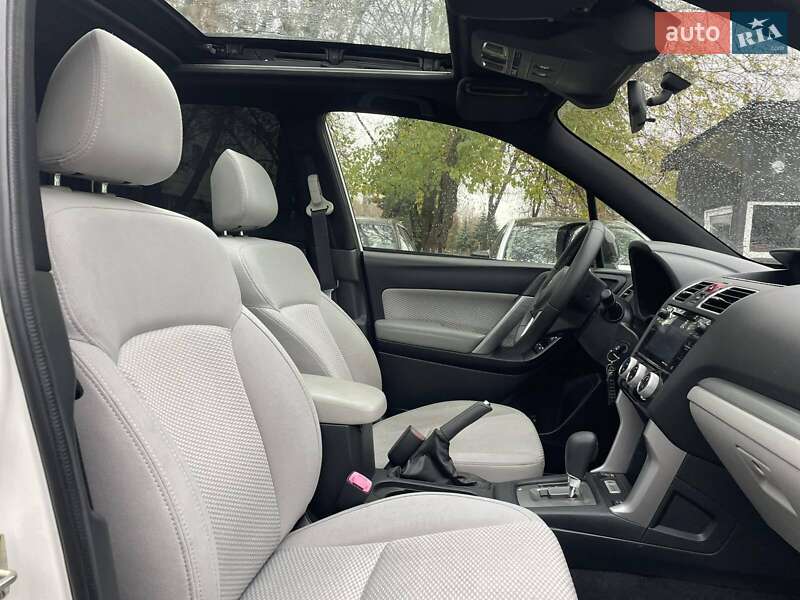 Внедорожник / Кроссовер Subaru Forester 2018 в Днепре