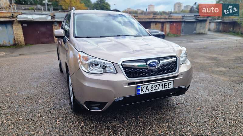 Позашляховик / Кросовер Subaru Forester 2014 в Києві