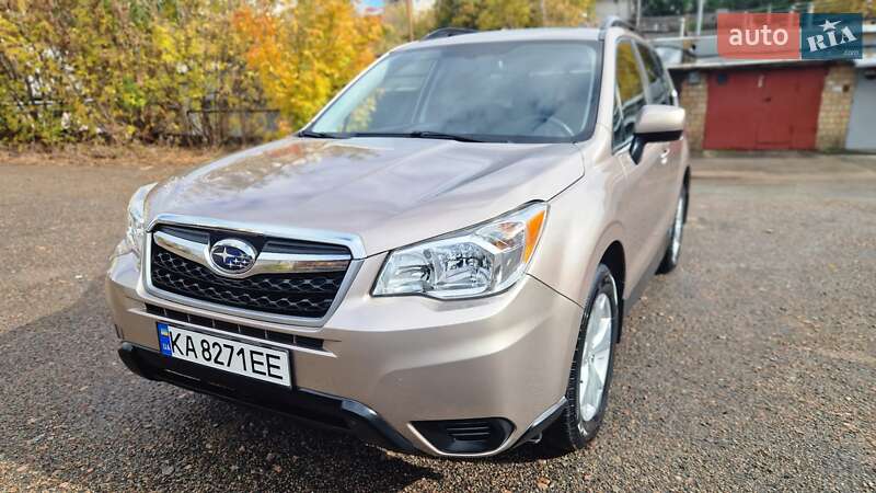 Позашляховик / Кросовер Subaru Forester 2014 в Києві