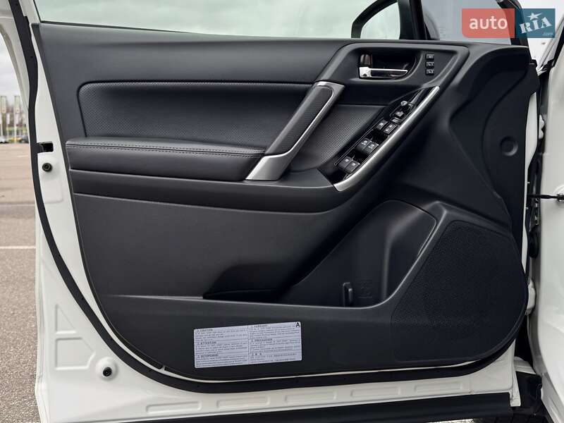 Внедорожник / Кроссовер Subaru Forester 2018 в Киеве