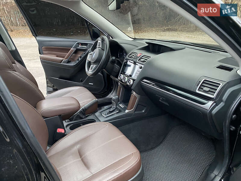 Позашляховик / Кросовер Subaru Forester 2016 в Дніпрі фото 8 Позашляховик / Кросовер Subaru Forester 2016 в Дніпрі