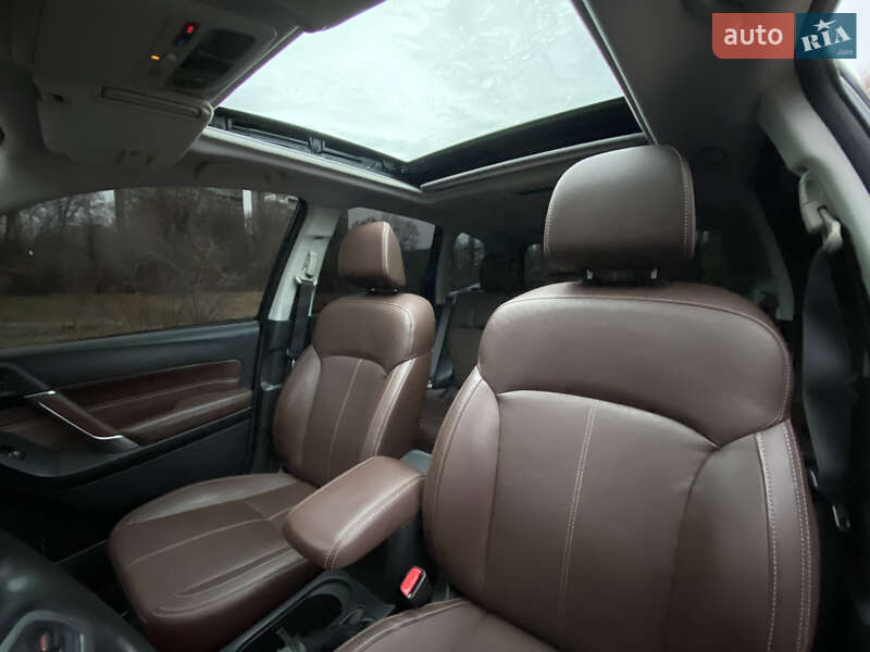 Позашляховик / Кросовер Subaru Forester 2016 в Дніпрі фото 18 Позашляховик / Кросовер Subaru Forester 2016 в Дніпрі
