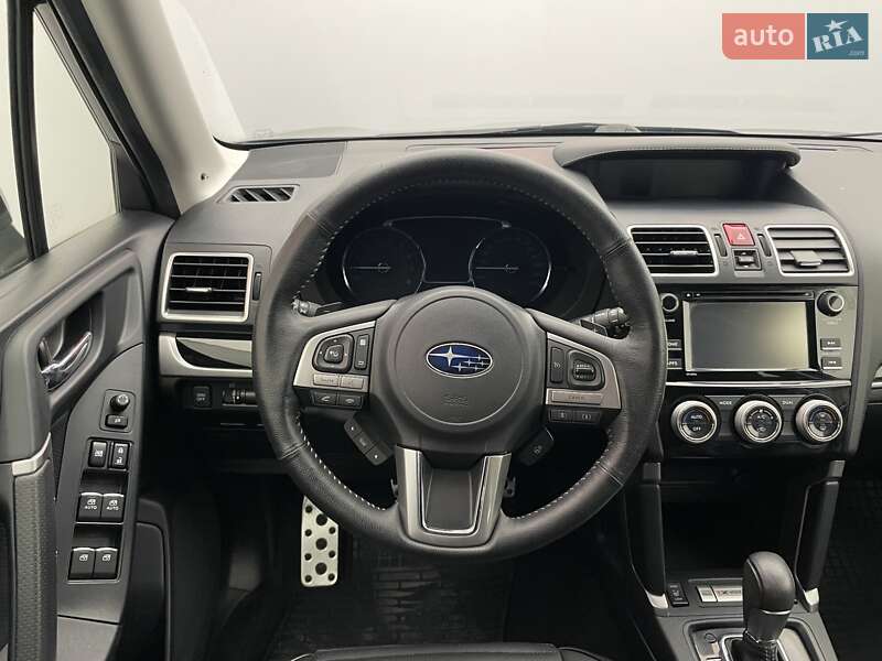 Внедорожник / Кроссовер Subaru Forester 2017 в Киеве