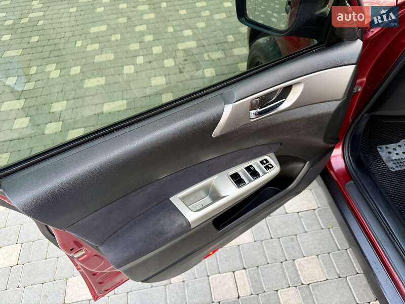 Внедорожник / Кроссовер Subaru Forester 2008 в Одессе
