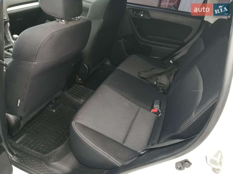 Позашляховик / Кросовер Subaru Forester 2014 в Глухові