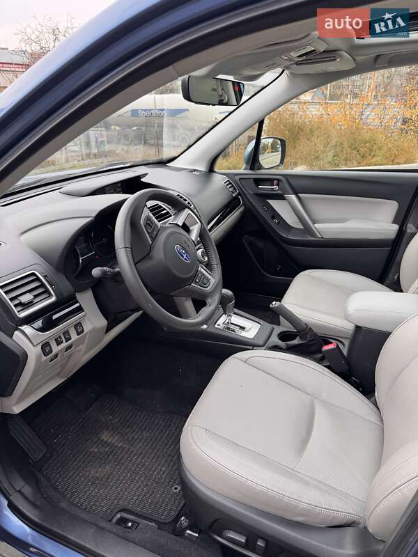 Внедорожник / Кроссовер Subaru Forester 2017 в Одессе