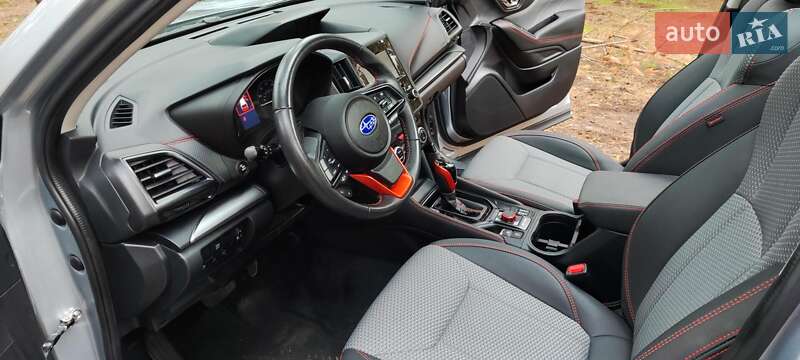 Позашляховик / Кросовер Subaru Forester 2022 в Дніпрі