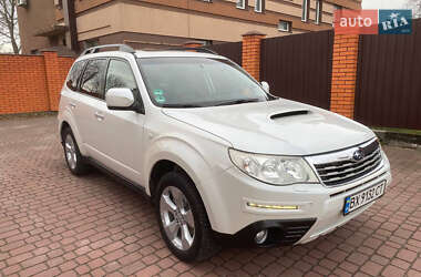 Позашляховик / Кросовер Subaru Forester 2010 в Хмельницькому