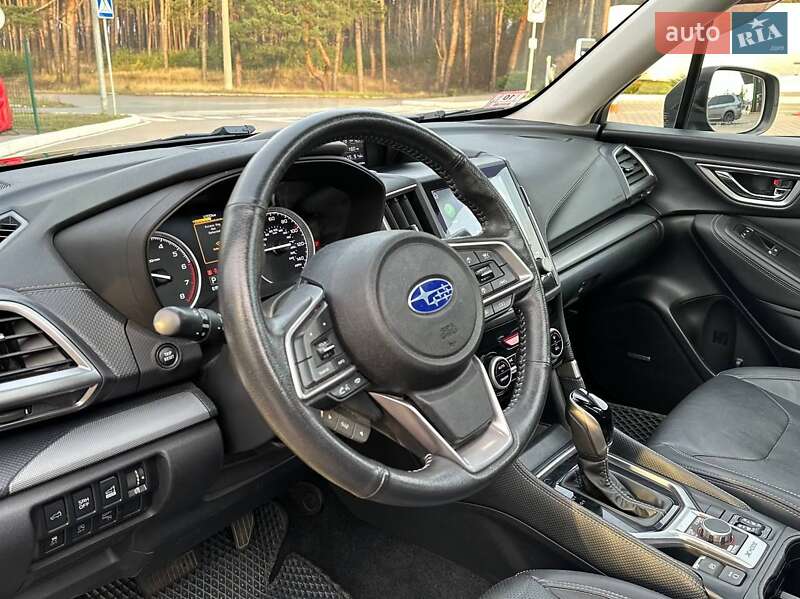 Внедорожник / Кроссовер Subaru Forester 2019 в Киеве
