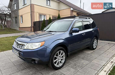 Позашляховик / Кросовер Subaru Forester 2010 в Чернігові